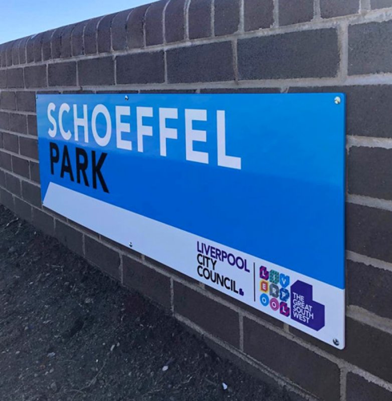 Outdoor signs – Sign Art & Graphics – Sign writers Sydney, Large format ...